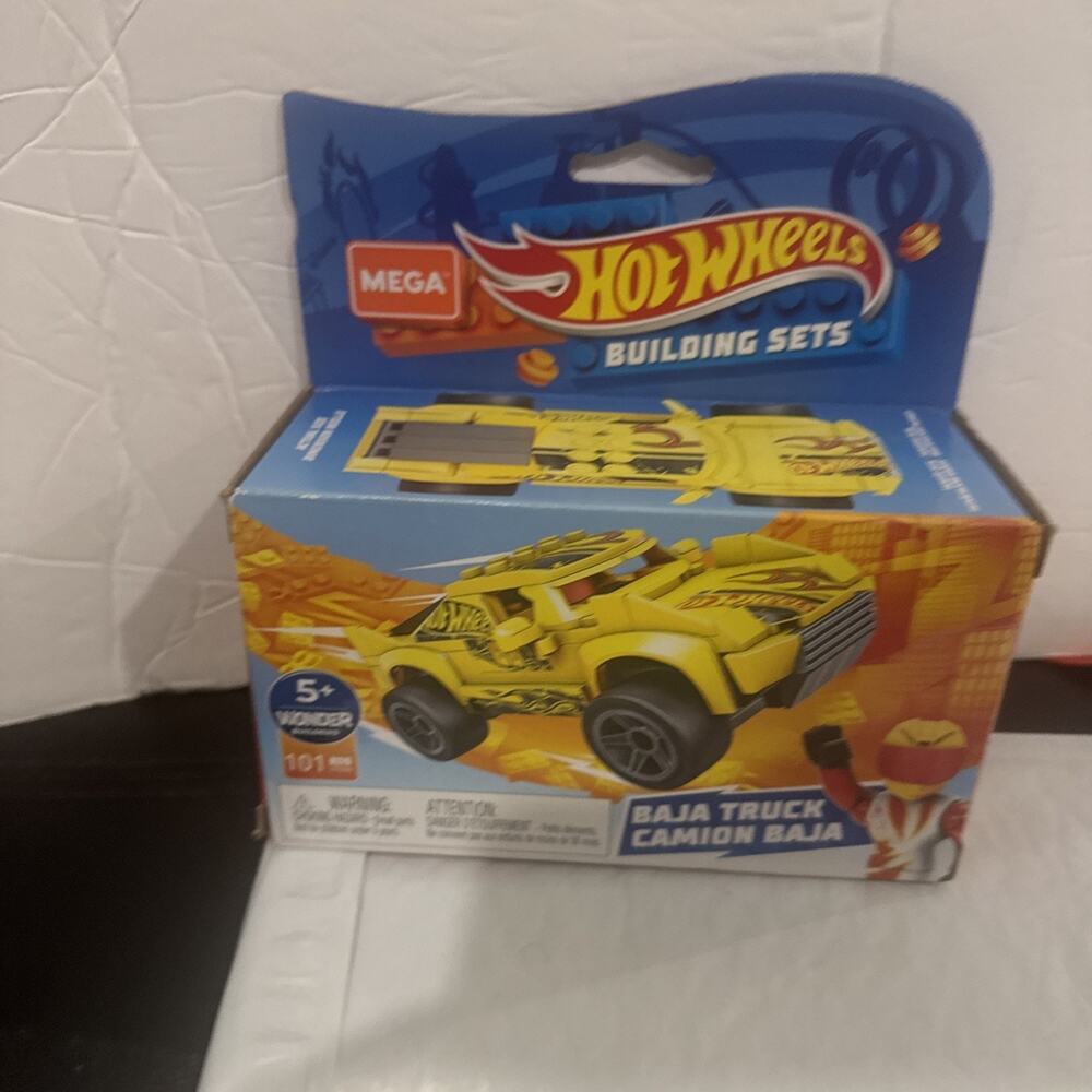 Hot Wheels Mega Building Sets Baja Truck 101 Pieces Wonder Builders Box Damage